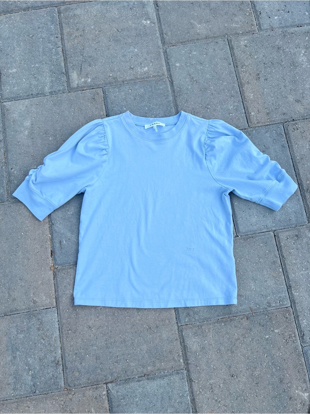 FRAME Frankie Ruched Puff Sleeve Tee - Slate Blue small